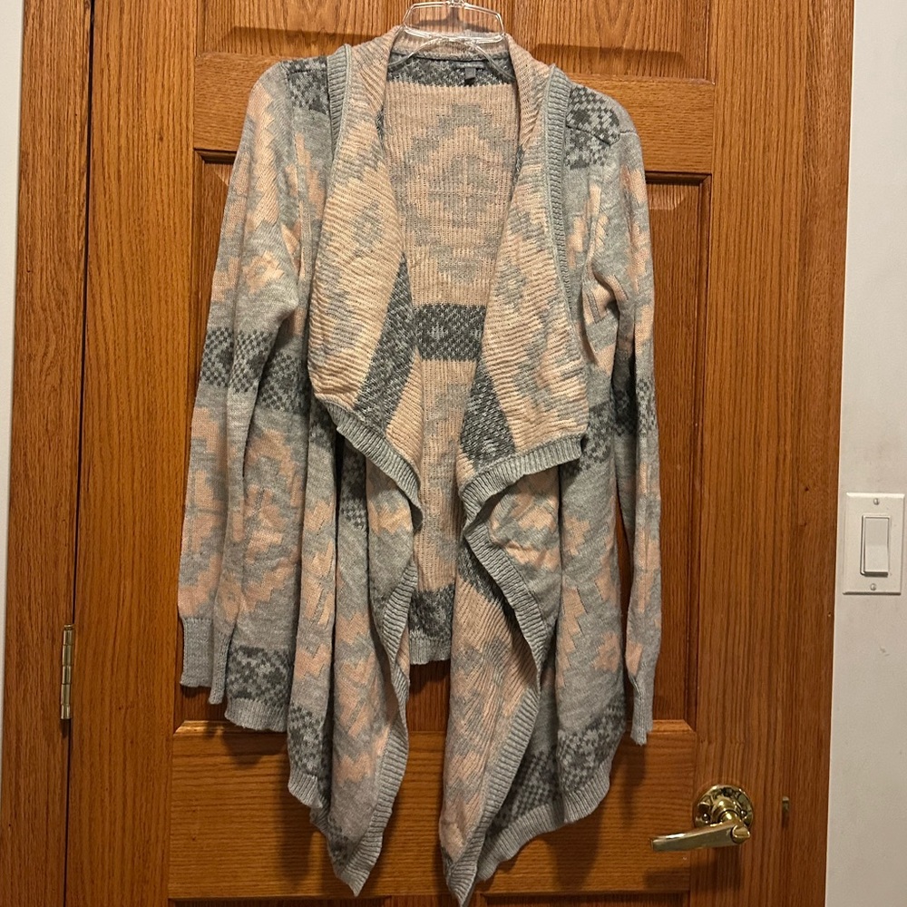Cardigan - Picture 1 of 4